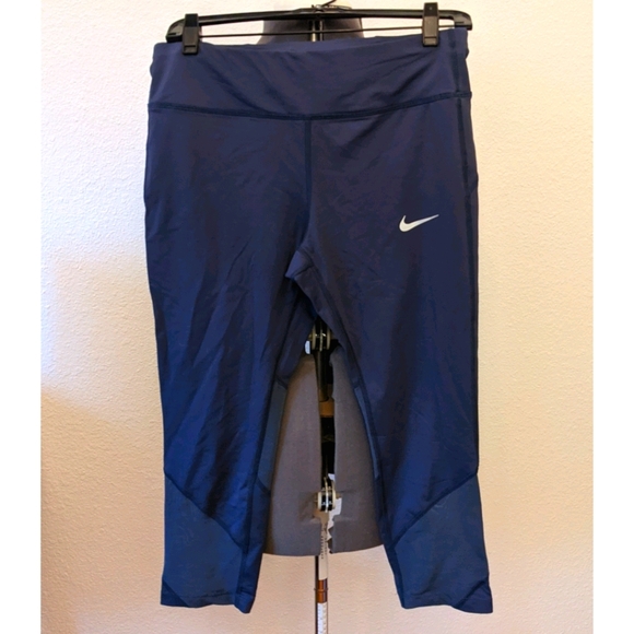 Nike Pants - Nike Capri Mesh Leggings